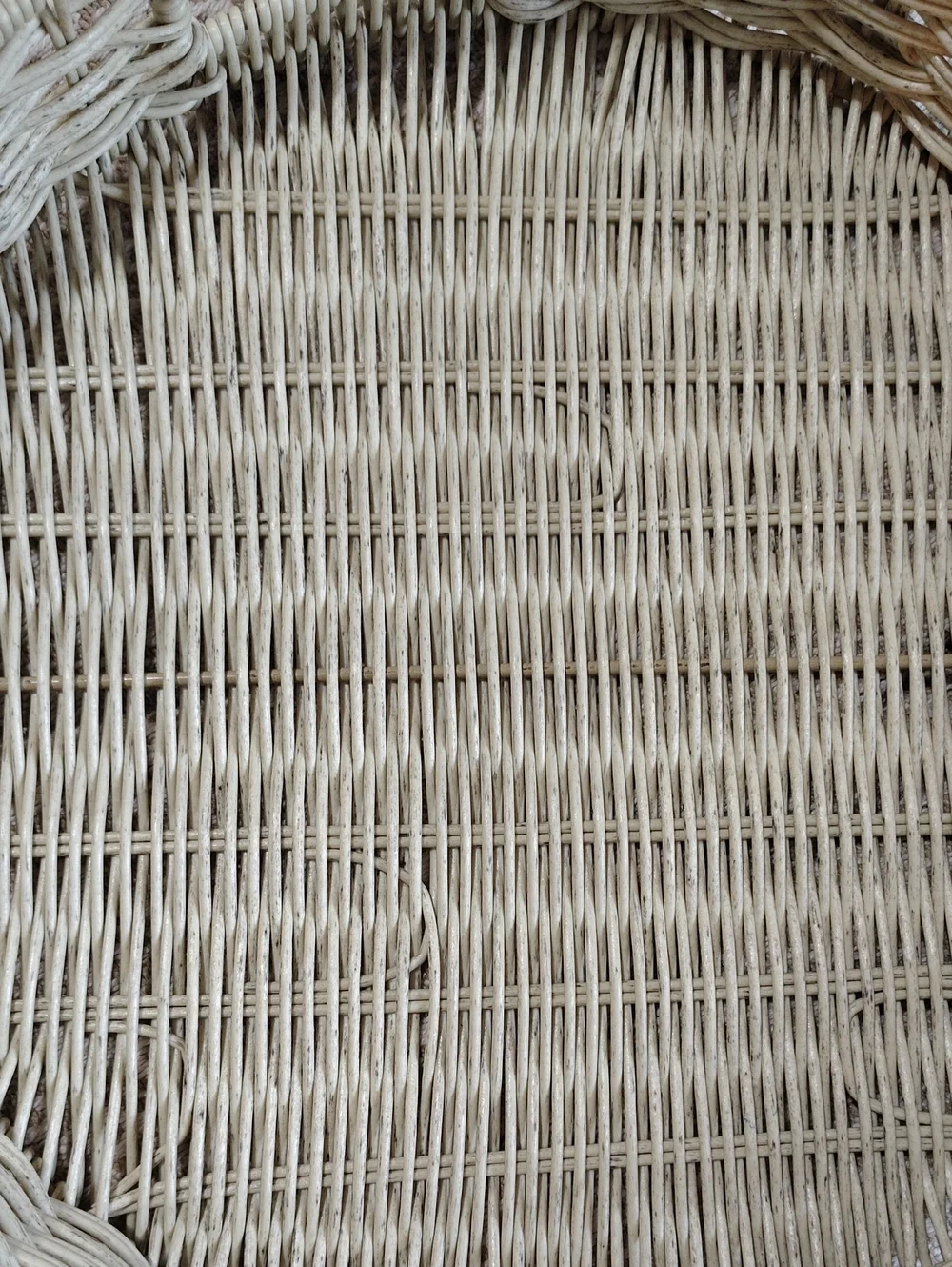 Cream Wicker Round Serving Tray 13